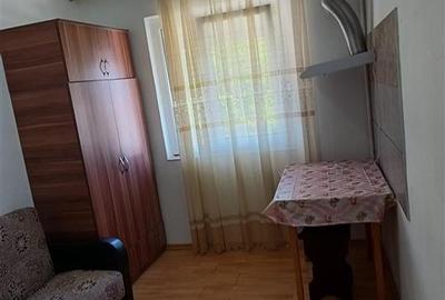 Garsonieră decomandată, mobilată în Podul de Piatră