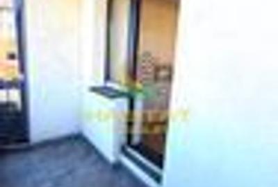 Vanzare apartament 2 camere Zona Toporasi Acte gata Bloc tip boutique - 1