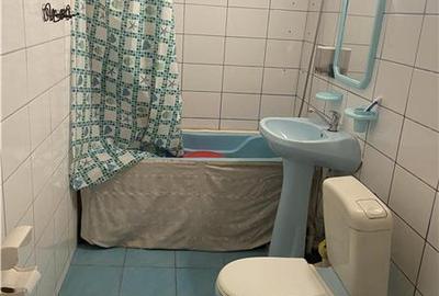 Apartament 2 camere , strada Bucegi - Policlinica nr 2 , 56 mp , balcon si logie - 11