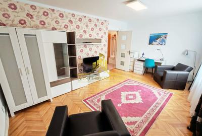 Apartament cu 2 camere decomandat, mobilat în Zorilor