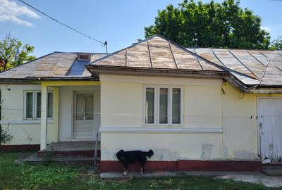 Casă de vânzare în mediul rural – liniște, natură și confort - 9