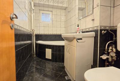 Calea Vacaresti - Parc Tineretului (Lumea Copiilor), bloc 1988, cu loc parcare - 9