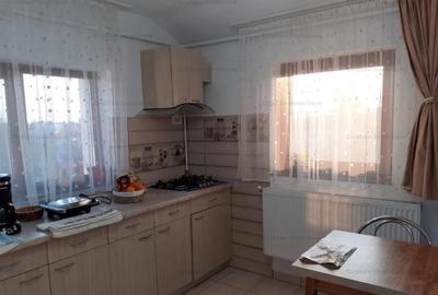 Vila noua P+1, 280mp construiti, zona Centrala, St - 400 mp cu 12 deschidere - 13