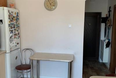 Apartament cu 1 camera etaj 1 din 3,  boxa si parcare, Gruia - 3