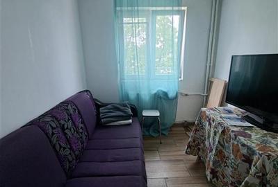 CAMERĂ MOBILATĂ ÎN PODU ROȘ Jumbo - 3