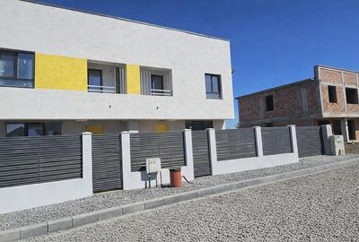 Casa 4 camere, P+1, 99mp | gaz, curent, apa si canal | Acces rapid DR9 - 2