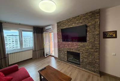 Apartament cu 3 camere decomandat, mobilat în Eroii Revoluției