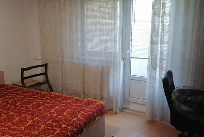 2 camere intersectia Nasaud cu Viilor etaj 1 - 4