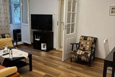 Apartament cu 2 camere semidecomandat în 1 Mai