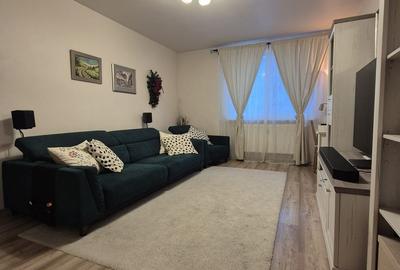 Apartament cu 3 camere semidecomandat, mobilat în 1 Decembrie 1918