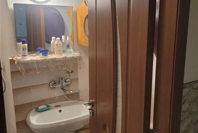Apartament 3 camere nedecomandate, zona Cora - 14