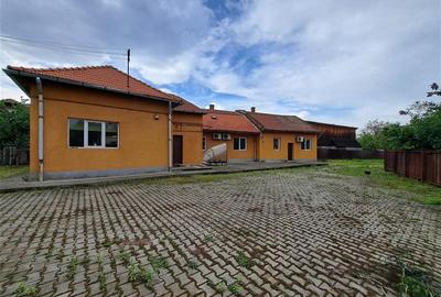 Casa individuala, 165 mp utili + 1100 mp teren, situata in zona Semicentrala! - 2