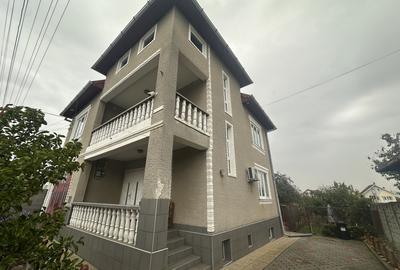 Casa individuală 223 mp| 4 camere| zona Schit - 1