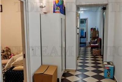 Apartament de 4 camere, cu centrala proprie, foarte spatios, in Militari, la 2 m - 9