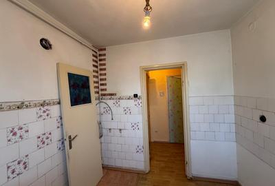 Apartament 2 camere, zona Aleea Pacii - 15