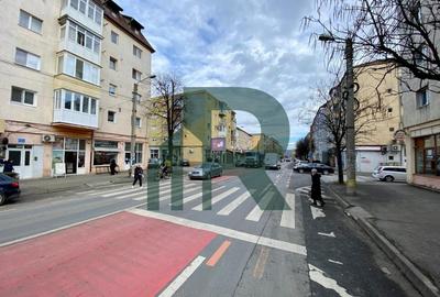 Apartament cu 2 camere la mansarda in Vasile Aaron - 1