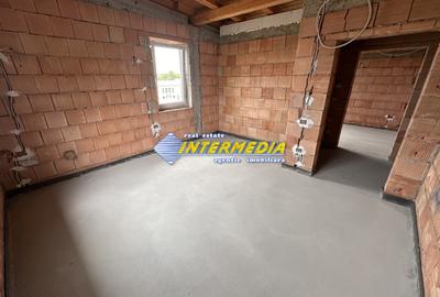 CASA NOUA I DE VANZARE I 120 MP I CETATE I SEMIFINISATA I 4 CAMERE I - 8