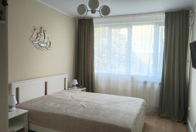 Apartament cu 2 camere semidecomandat, mobilat în Alexandru Obregia
