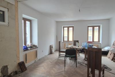 Casa unica Str Cerbului, Centru, singur in curte - 5