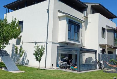 Casă cu 5 camere în Pipera