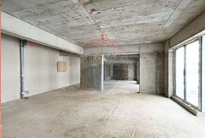 Vanzare Spatiu Comercial Parter, Terasa 63mp | M. Berceni la 9 minute - 14