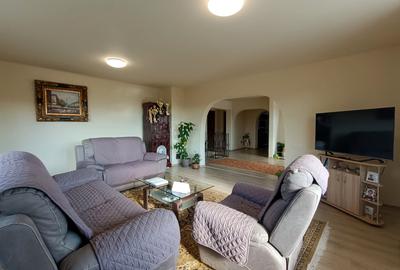 Casa / Proprietate deosebită cu 8142 MP teren | Oarda | - 1