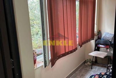 De vanzare apartament cu 3 camere, zona Mall. - 8