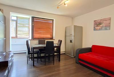 Apartament cu 2 camere în Micro 19