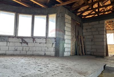 Vilă în Țegheș, comuna Domnești, P+1, aproape de pădure, acces rapid - 2