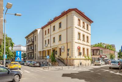 RESTAURANT DE VANZARE zona ARMENEASCA - 1