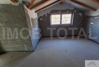 Vila spatioasa Valea Ursului - Bascov, la gri - 9
