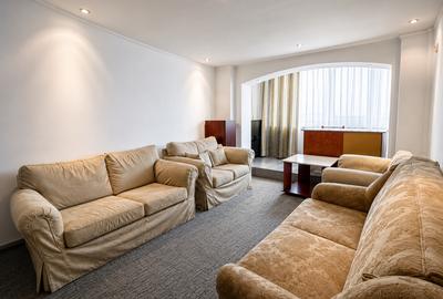 Apartament Nicolae Titulescu vedere panoramica spate  langa metrou si  magazine - 12