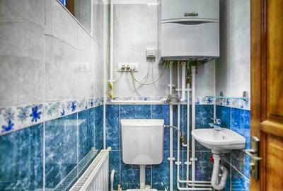 Universitate bld Carol Parcu Izvorul Rece Casa 11 camere, 2 locuri de parcare - 25