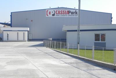 Inchiriez depozit/hala Craiova 600mp zona Ford - 1