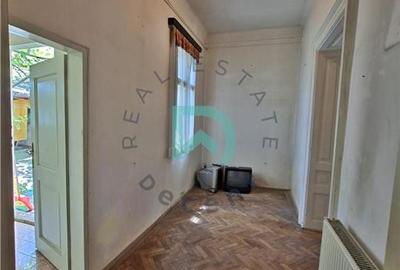 Casa De Mijloc, singur in curte, Brasov - 12