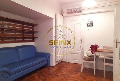 Apartament cu 3 camere semidecomandat în Matei Voievod