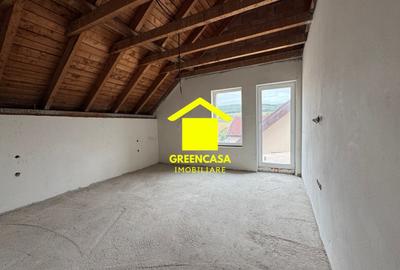 Casa Individuală , SU 220 mp , teren liber 380 mp  GARAJ - 4