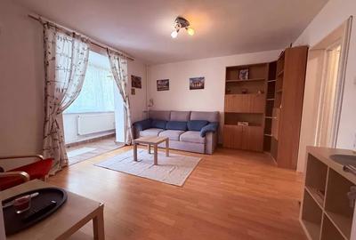 Apartament cu 2 camere semidecomandat în Vatra Luminoasă