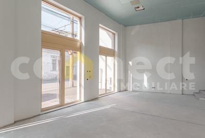 Spațiu comercial, 107 mp în Semicentral