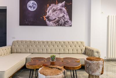 Apartament unic in PREDEAL – LUX, vedere la partie cu terasa si parcare - 14