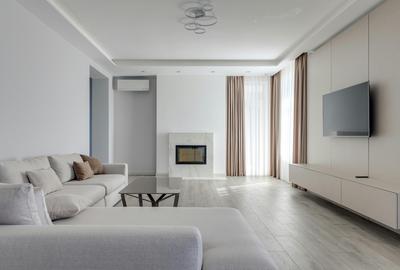 Apartament cu 3 camere decomandat în Berceni