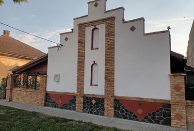 AFACERE SAU CASA DE VANZARE IN COMLOSU MIC - 1