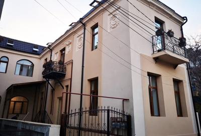 Vanzare apartament cu 4 camere in vila renovata Ultracentral Mitropolie - 9