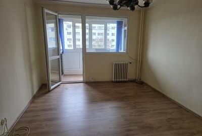 Apartament cu 2 camere decomandat în 1 Decembrie 1918