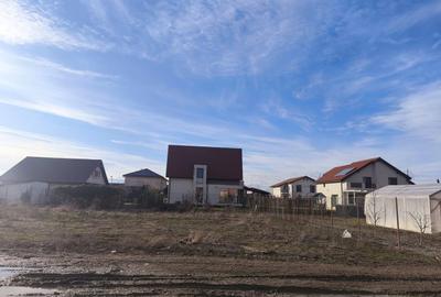 Teren intravilan de vânzare în Giroc, pe colț, 2 fronturi stradale - 4