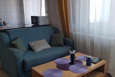 Garsonieră decomandată, mobilată în Nerva Traian