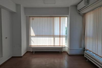 Birou , suprafata de 32m2 - 1