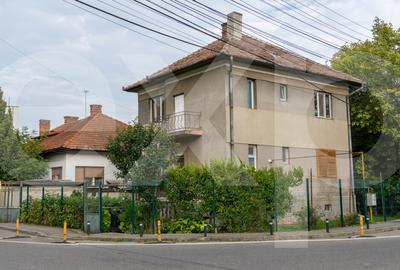 Oportunitate! Casa, 6 camere + curte, Parcul Central, Cluj-Napoca - 1