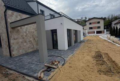 Casa individuala, 6 camere, 200mp, teren 800mp, zona Feleacu - 13