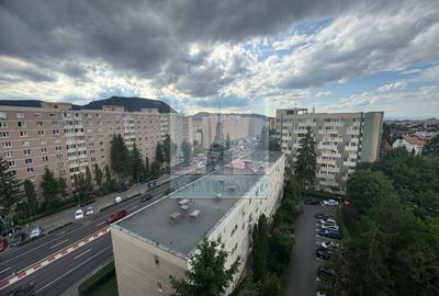 Garsonieră 31 mp-Str. Soarelui-Renovată-Mobilată-Vedere panoramica - 16